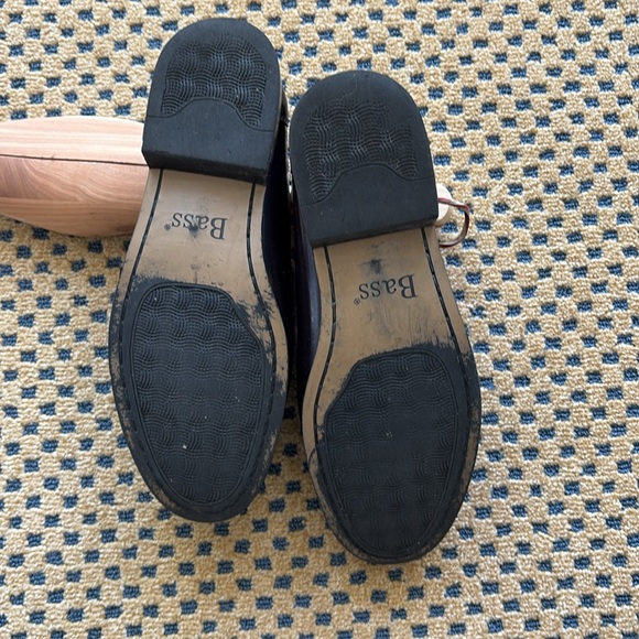 Men’s Bass Tassel Weejuns Loafers - Picture 5 of 6